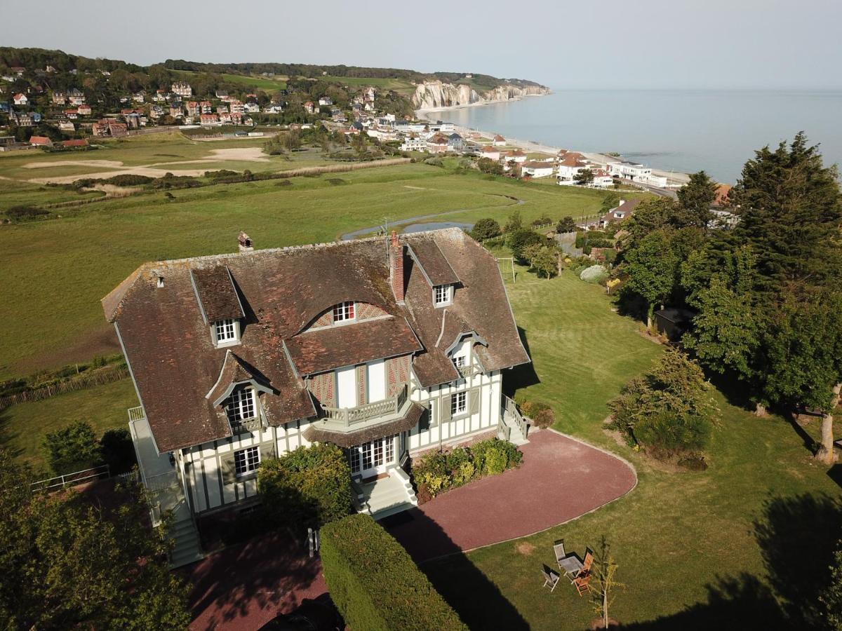 The Old Fenwick House